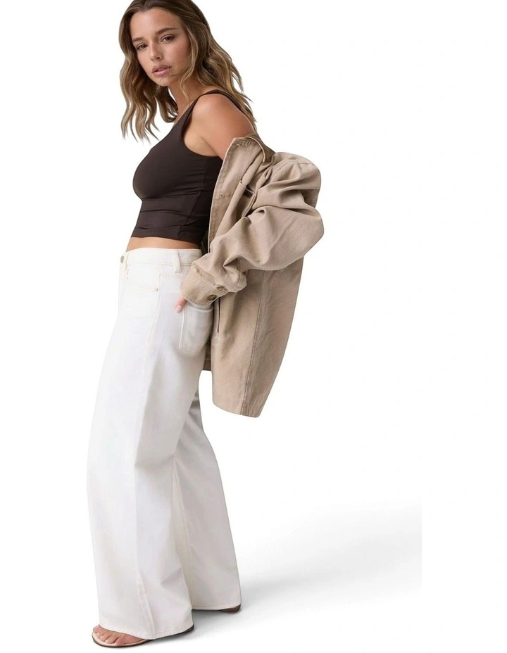 Mid-Rise Wide-Leg Ankle Jeans in White image 3