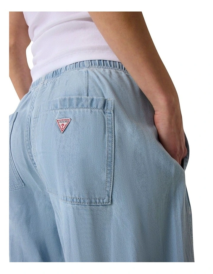 Low-Rise Twisted Extra-Wide Jogger Jeans in Light Blue image 4