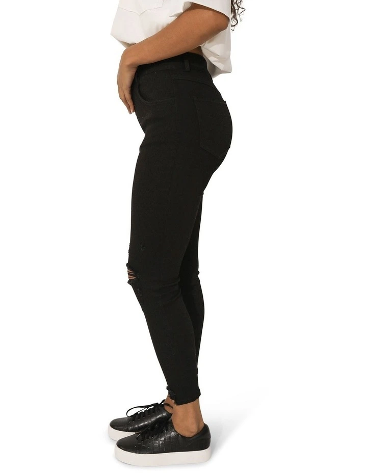 Skinny Dip Jeans in Black image 3