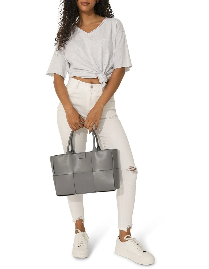 Skinny Dip Jeans in White image 7