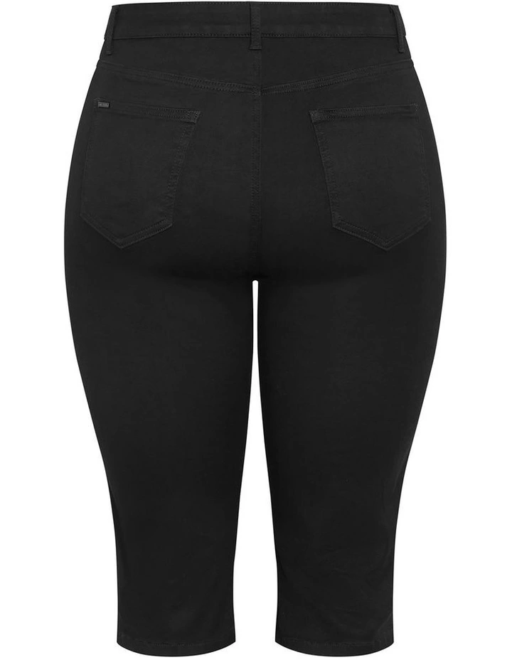 Plus Size Harley Fit Skinny Capri Crop Jean in Black image 4
