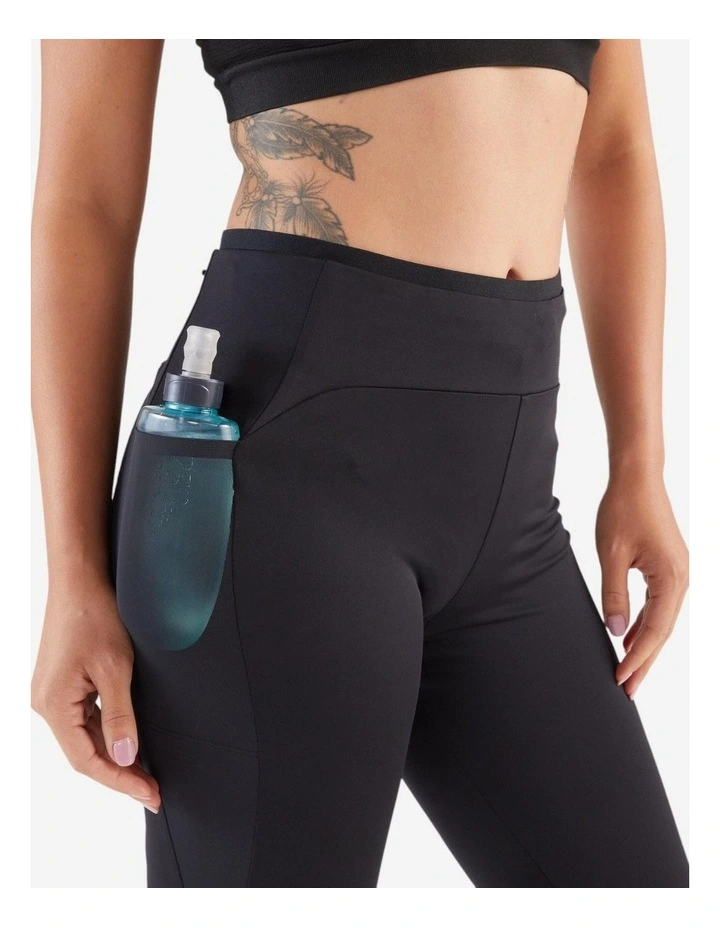 Run 500 Comfort Kiprun Running Leggings in Black image 6