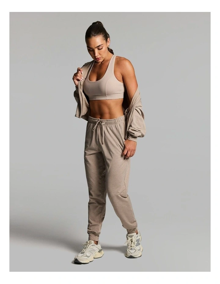 Balance Joggers Latte Marle image 5