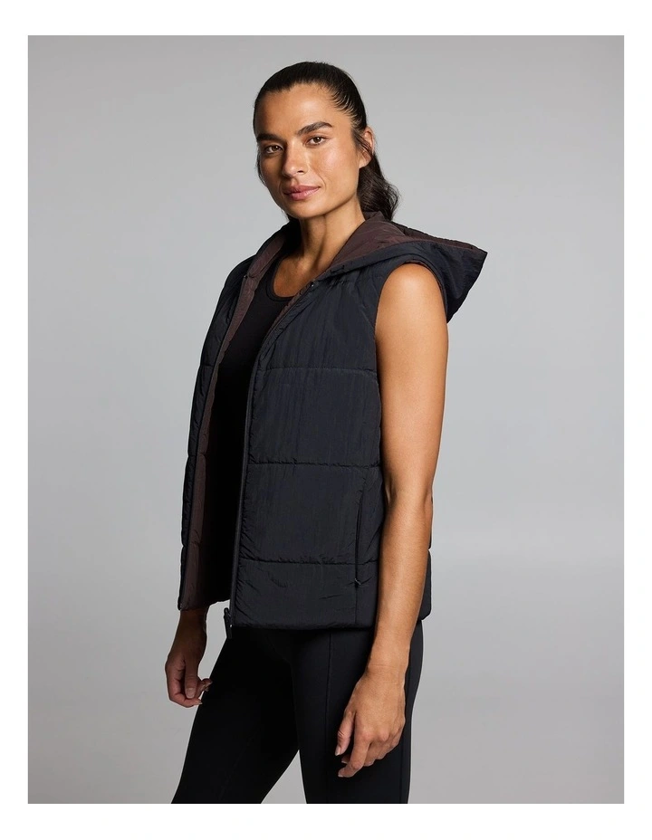 Reversible Puffer Vest Black/Cocoa image 3