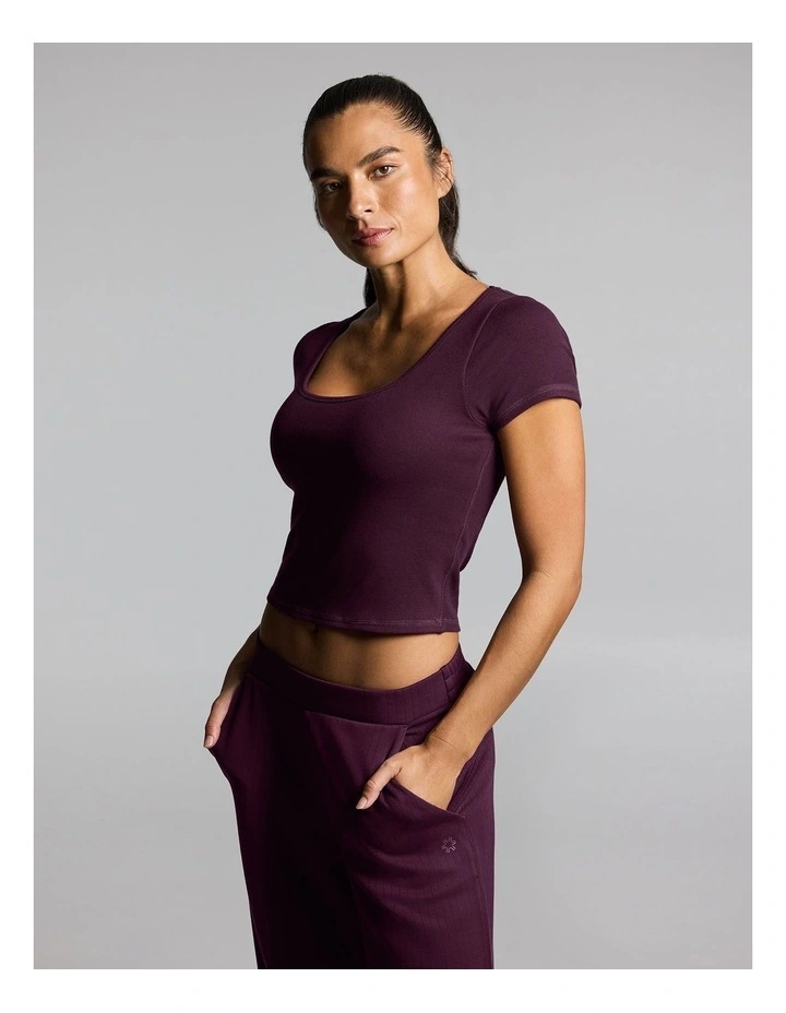 Rib Support Tee Cherry Cola image 3