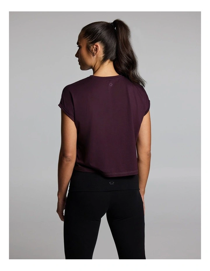 Relaxed Crew Hip Tee Cherry Cola image 2