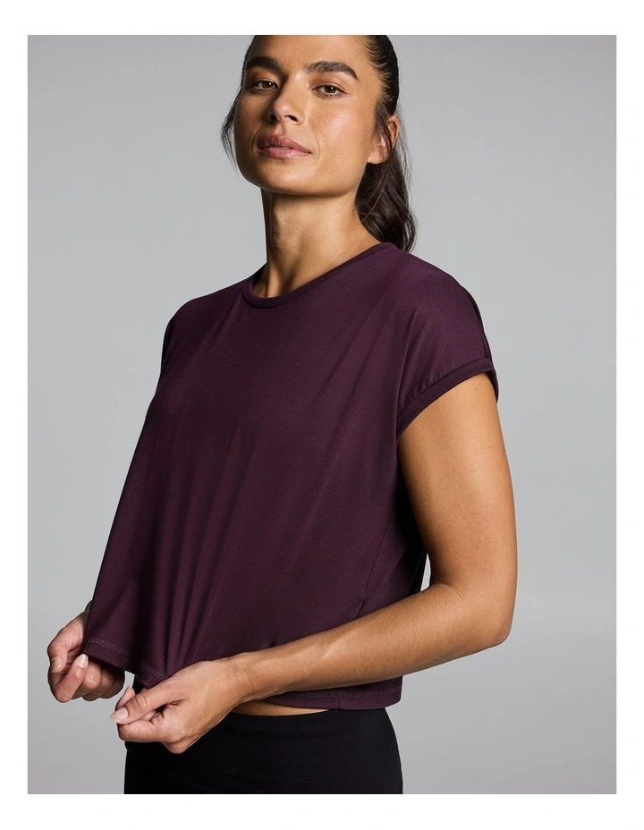 Relaxed Crew Hip Tee Cherry Cola image 4