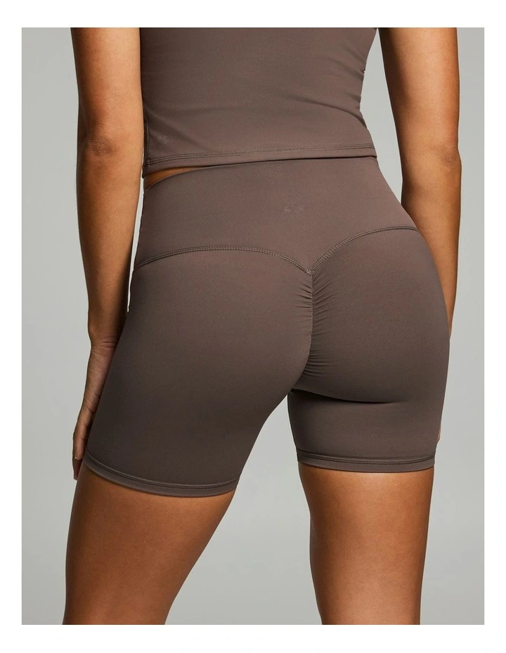 Sculpt Mid Thigh Tight Milk Choc image 2