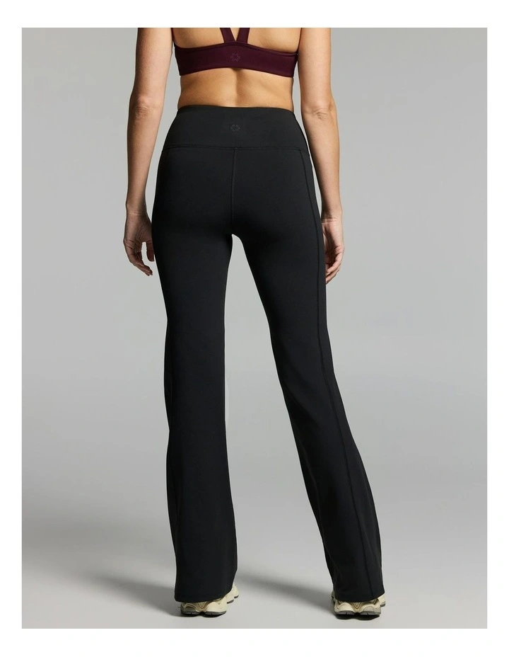 No Front Seam Thermal Flared Tights Black image 2