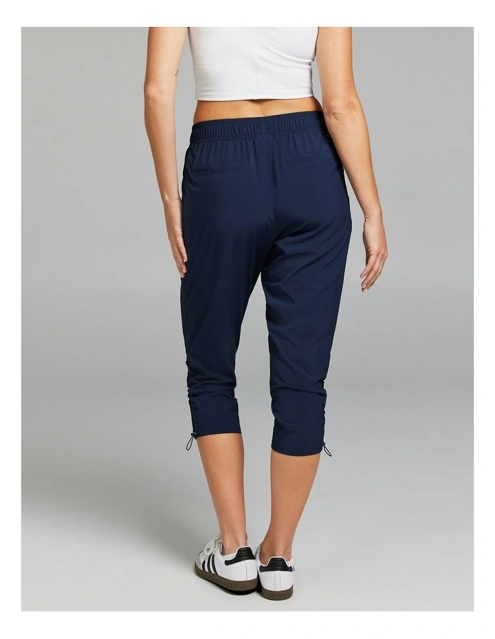 On Duty 3/4 Pants Deep Sea image 3