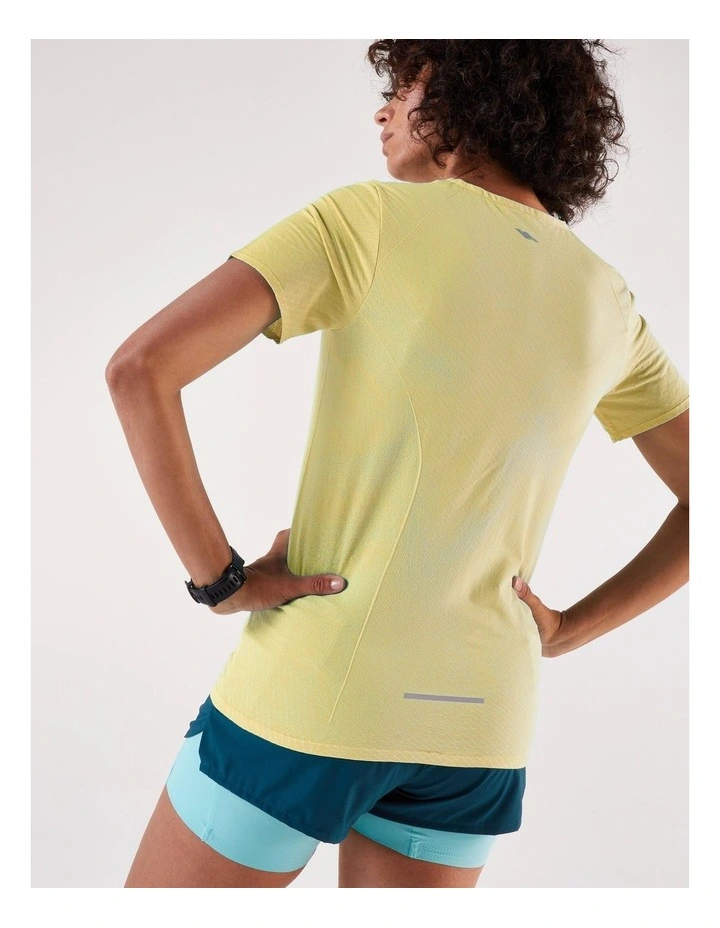 Kiprun Women Running T-shirt Run 500 Yellow image 2