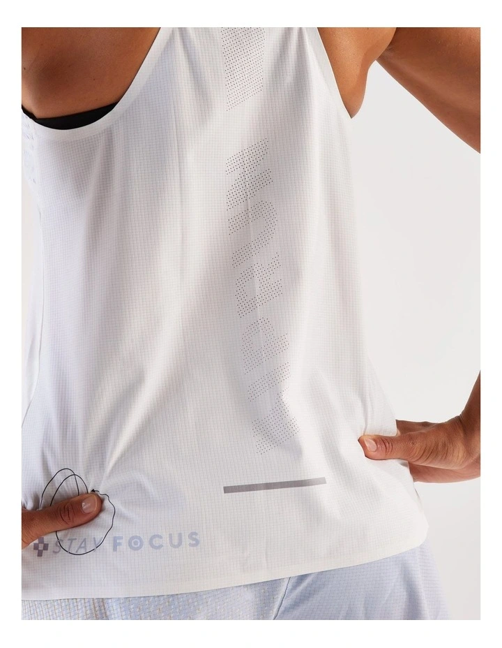 Women'S Lightweight Running Top, Kiprun Run 900 in White image 5