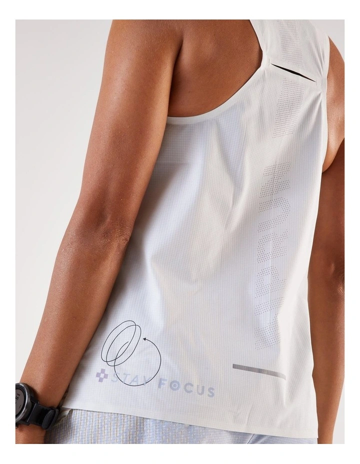 Women'S Lightweight Running Top, Kiprun Run 900 in White image 6
