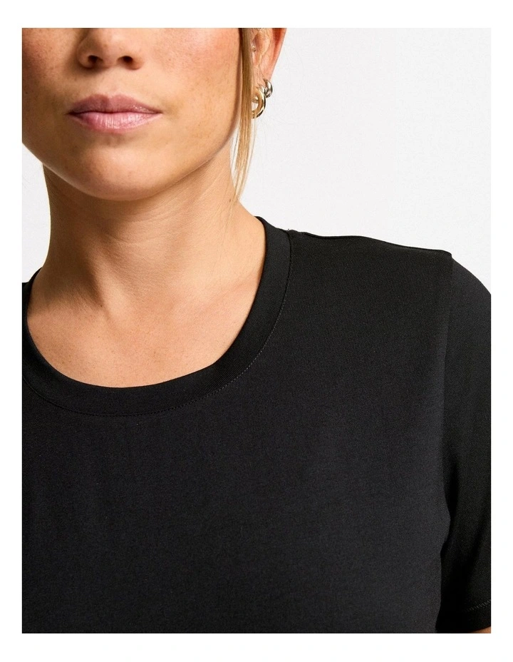 Women's Short-Sleeved T-Shirt Coolmax in Black image 6