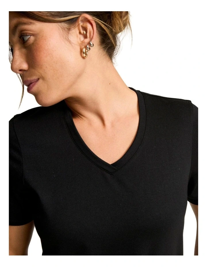 Women'S Vin Neck T-Shirt Coolmax in Black image 4