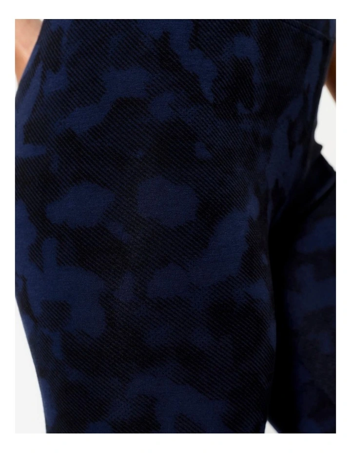 Women's Cotton Fitness Leggings in Black/Blue image 4