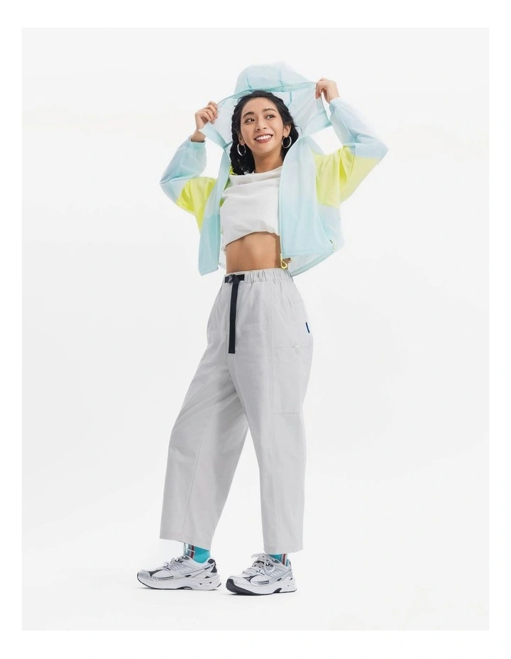 Sportswear CN 7/8 Woven Pant in Pebble Grey image 6