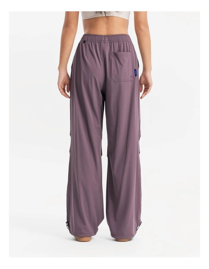 Sportswear Oversize UV&COOL Pant in Quartz Brown image 4