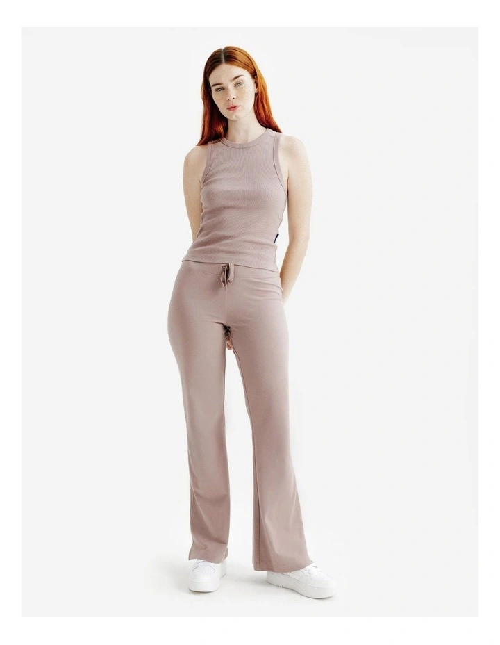 Women's Elementals Leggings in Old Pink image 2