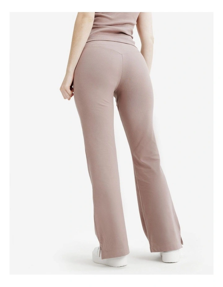 Women's Elementals Leggings in Old Pink image 4
