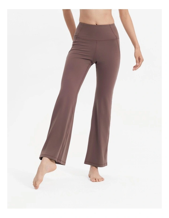 Fti 520 Bootcut in Quartz Brown image 4