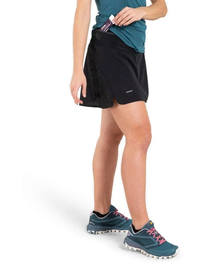 Women'S Trail Running Skort in Black image 1