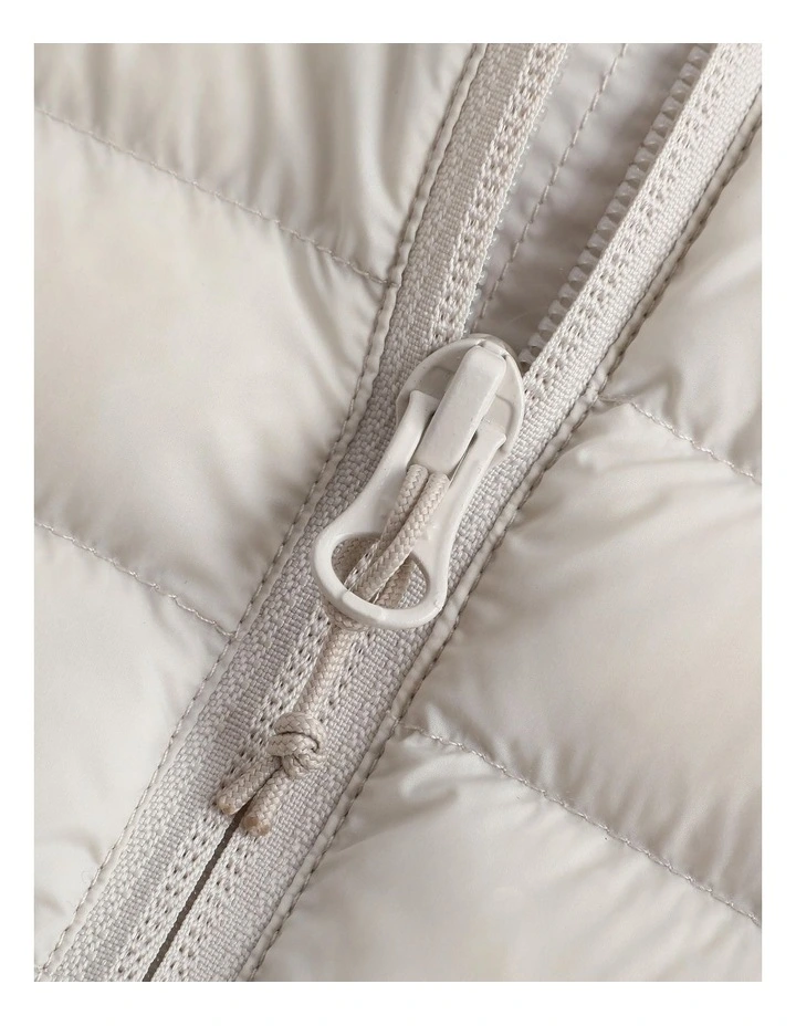 Forclaz Women Trek100 Down Jacket in Pearl Beige image 7