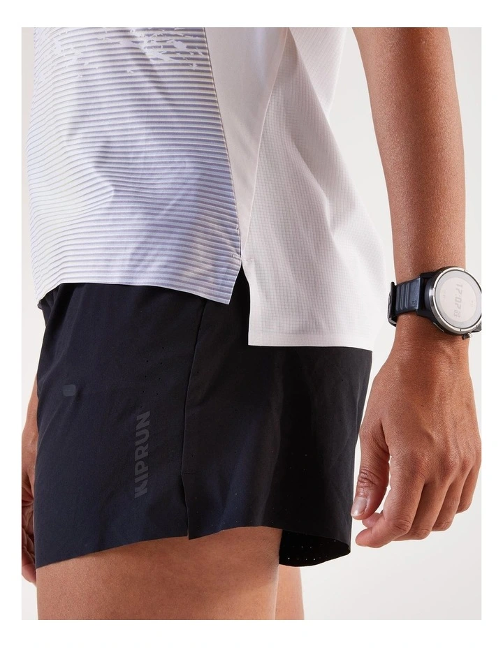 Kiprun Women's Trail Running Shorts 900 in Black image 4