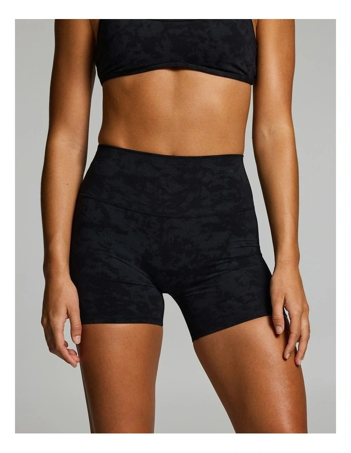 Sculpt Scrunch Bum Mid Thigh Bike Shorts Black Acid image 1