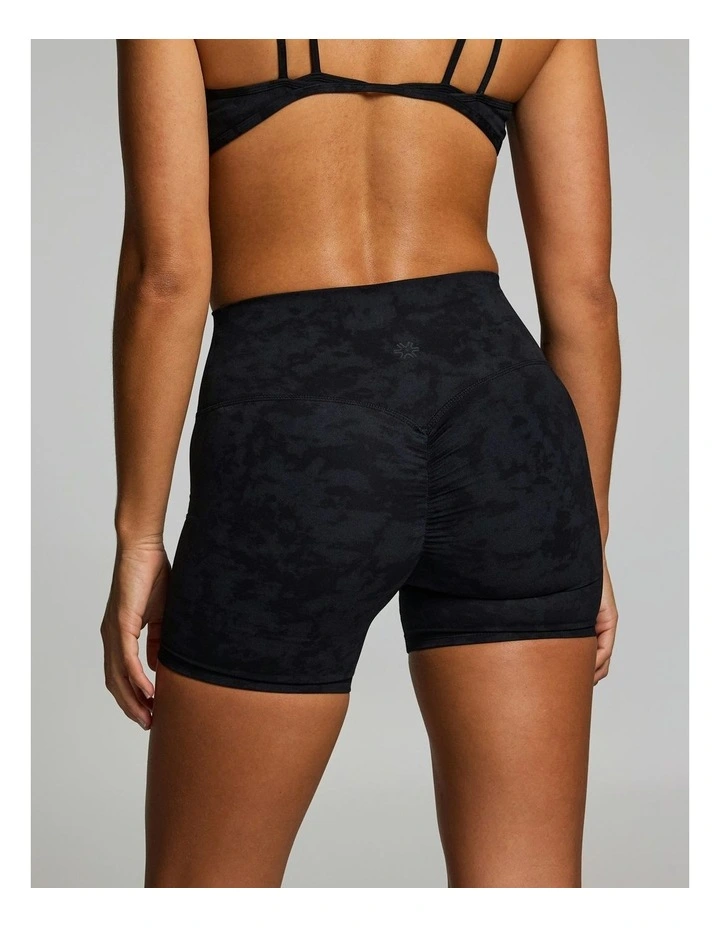 Sculpt Scrunch Bum Mid Thigh Bike Shorts Black Acid image 2