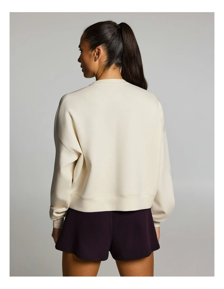 Crew Neck Lifestyle Sweatshirt Buttercream image 2