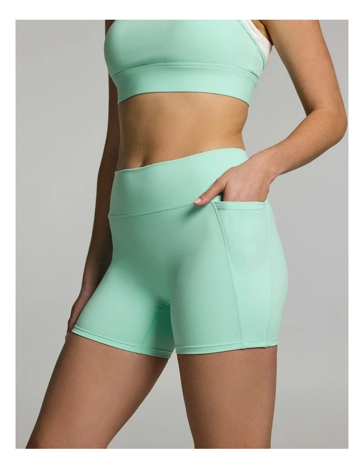 No Front Seam Pocket Mid Thigh Bike Shorts Mint image 3