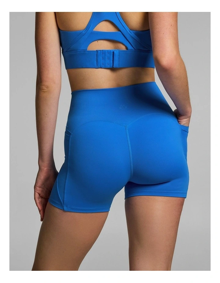 No Front Seam Pocket Mid Thigh Bike Shorts Capri image 2