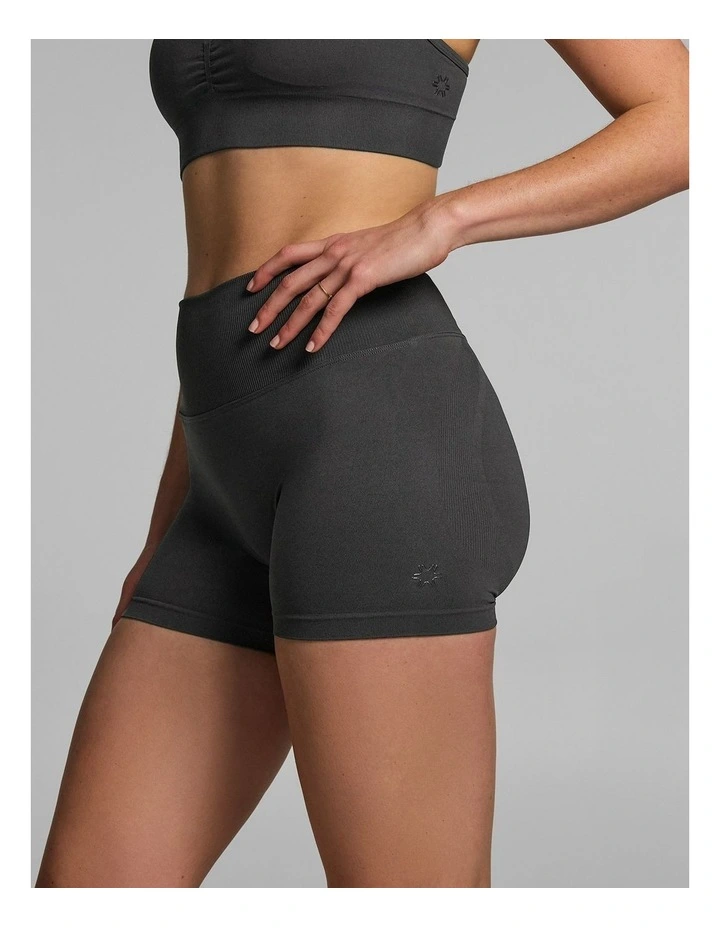 Seamless Scrunch Bum Booty Shorts Fossil image 3
