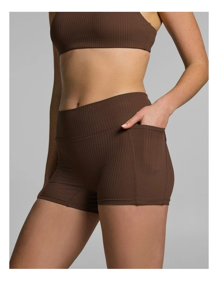 Mid Rise Luxe Rib Pocket Booty Shorts Pecan image 3