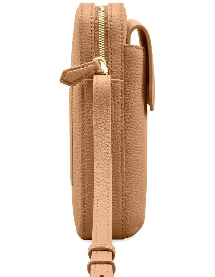 Zipped Leather Phone Pouch in Sandstone Brown image 5