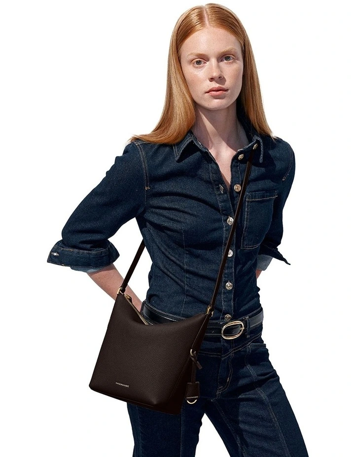 The Zipped Bucket Leather Crossbody Bag in Espresso Brown image 2