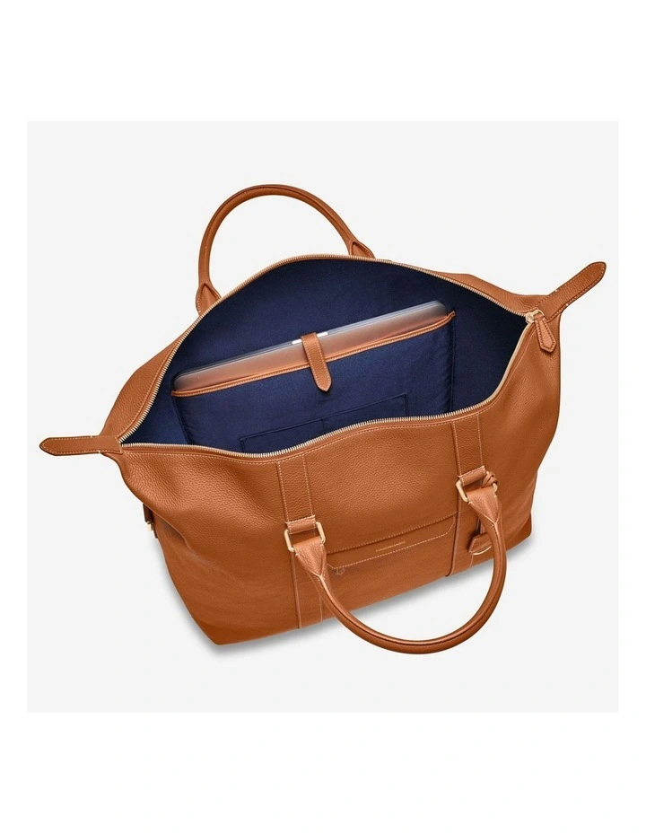The Leather Duffle Bag in Pecan Brown image 6