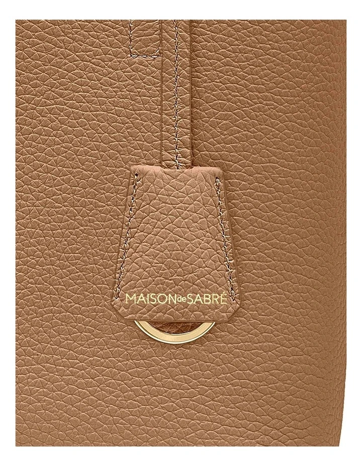 The Small Soft Leather Tote in Sandstone Manhattan image 4