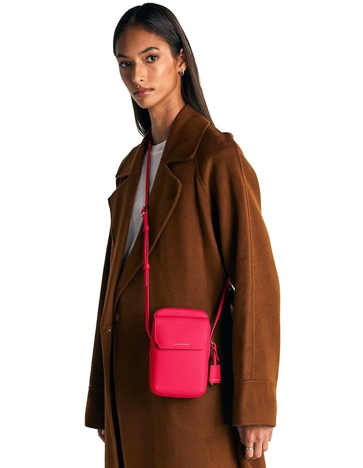 Zipped Leather Phone Pouch in Shibuya Fuchsia image 2
