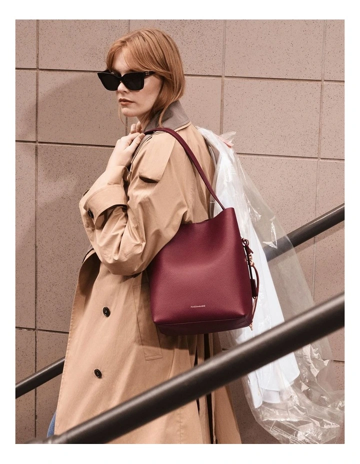 The Bucket Soft Leather Tote in Plum Nude image 2