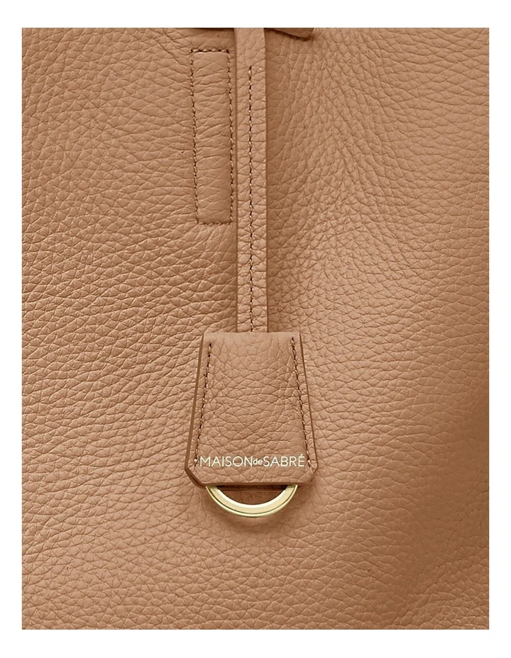 The Snap Leather Tote in Sandstone Lily image 4
