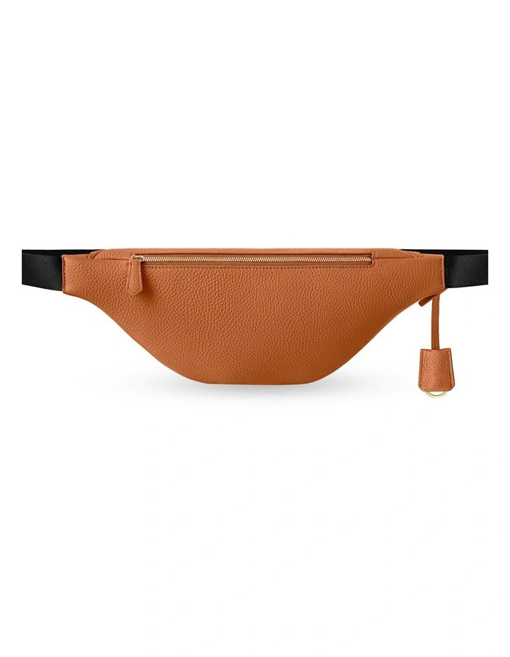 The Leather Sling Bag in Pecan Brown image 6