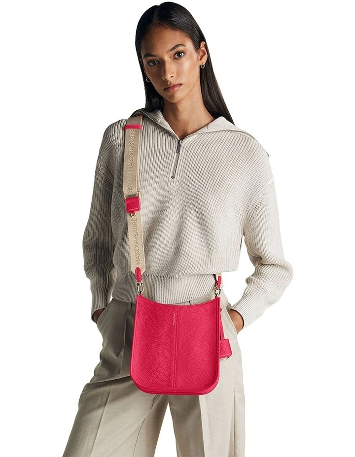 The Leather Saddle Bag in Shibuya Fuchsia image 2