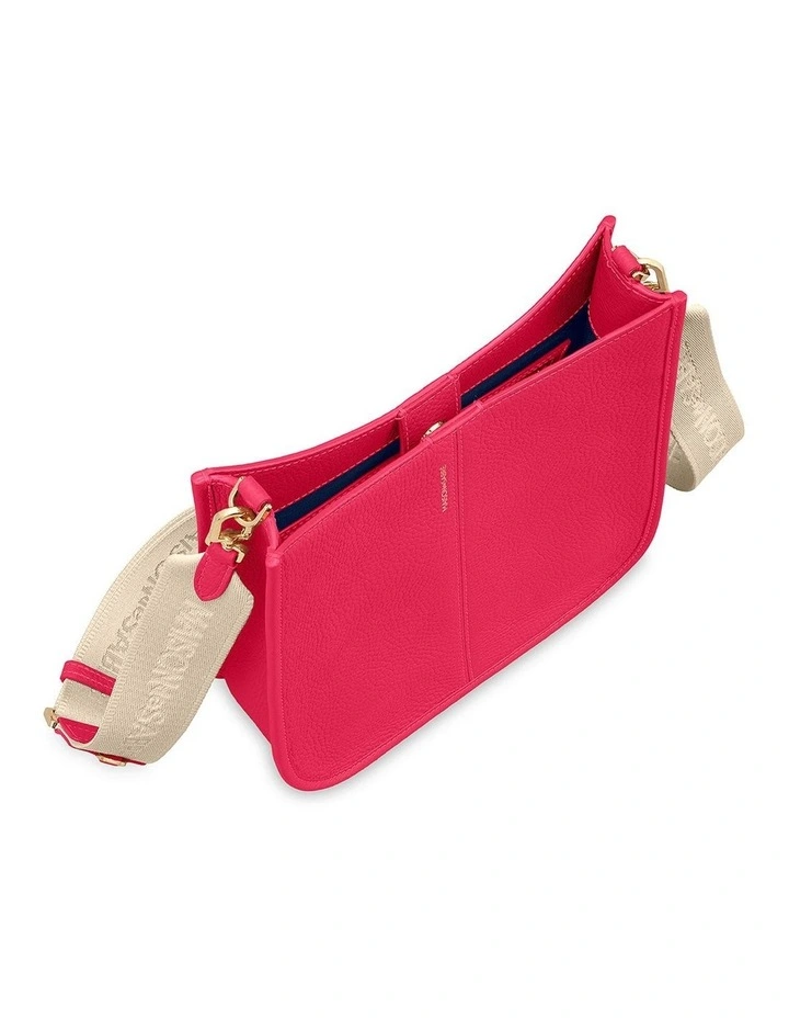 The Leather Saddle Bag in Shibuya Fuchsia image 6