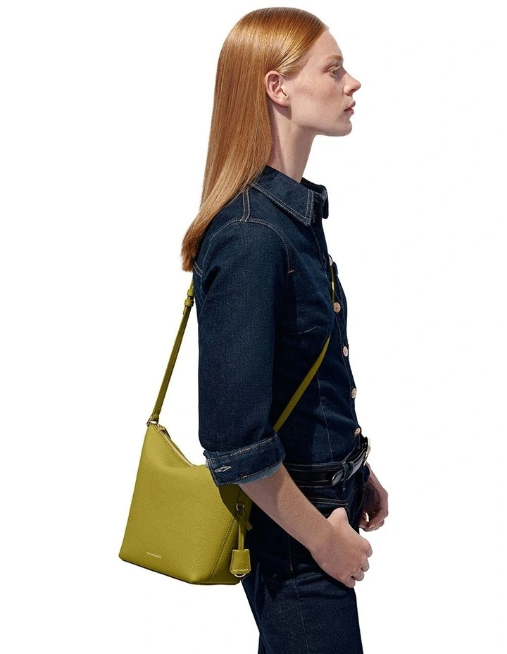 The Zipped Bucket Leather Crossbody Bag in Martini Green image 3