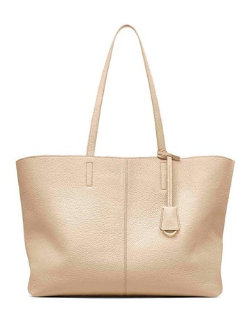 Saharan Nude colour