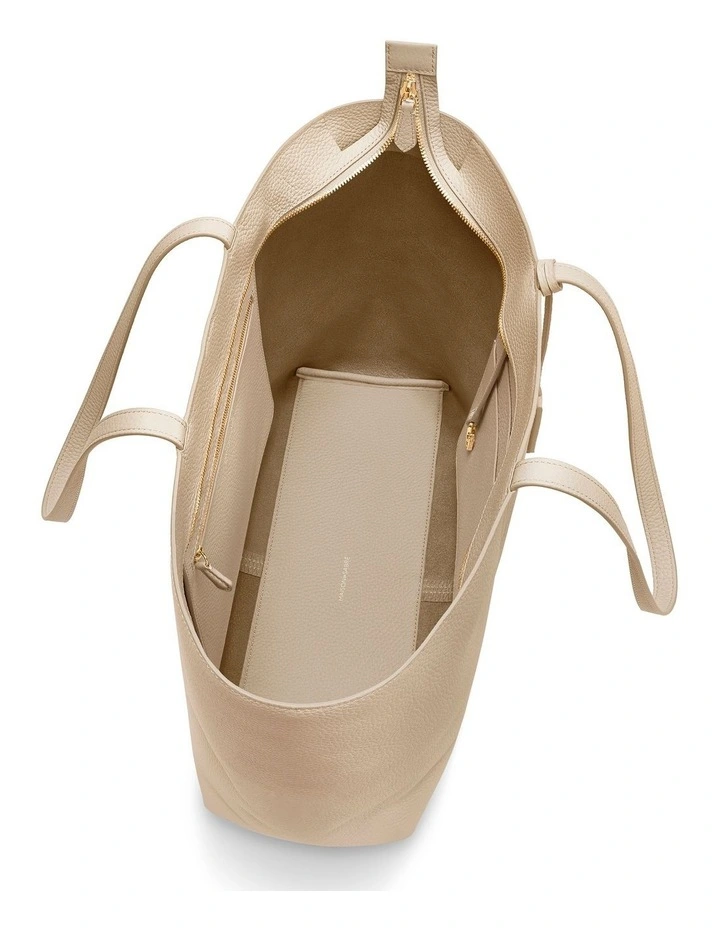 The Zipped Soft Leather Tote in Saharan Nude image 3