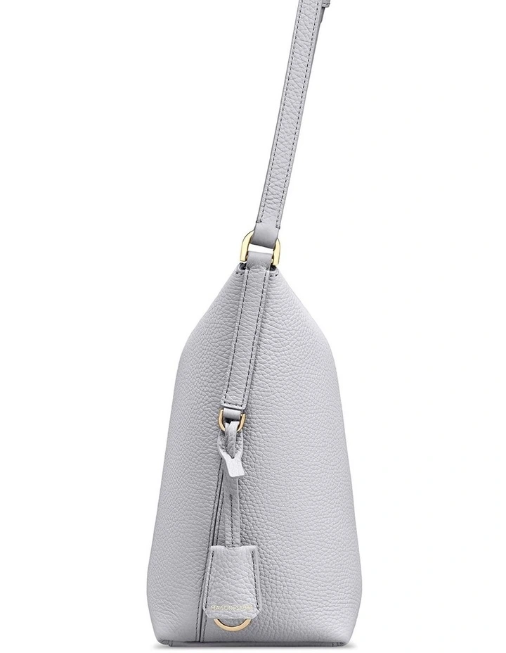 The Zipped Bucket Leather Crossbody Bag in Dove Grey image 7