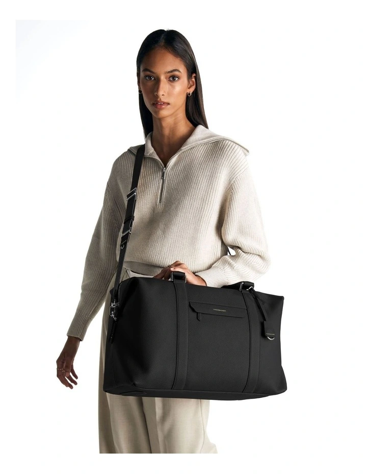 The Leather Duffle Bag in Black Caviar image 2